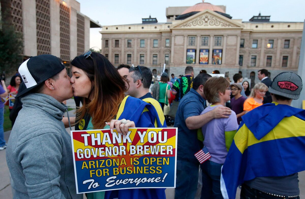 140226-arizona-gay-rights-2150_c03a9bbbcfed0fa9a562c388148f90a6